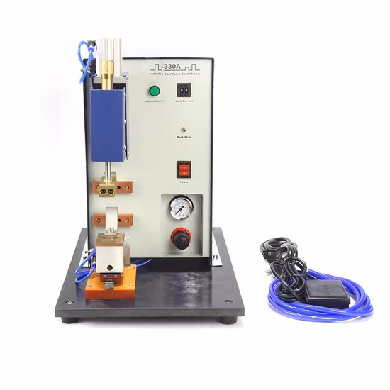 Sistema de soldadura por puntos láser de 300 W para sellado de celdas prismáticas y cilíndricas